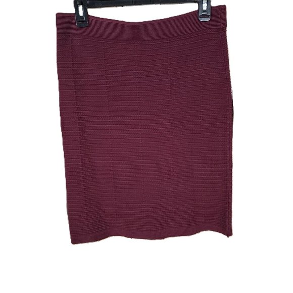 Loft Outlet MP PM Burgundy Textured Knit Pull On Pencil Skirt Petite Midi Knee - Picture 1 of 6
